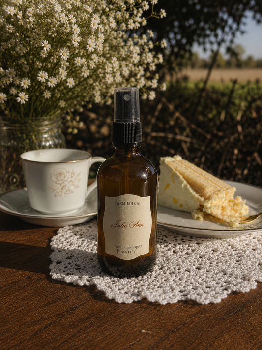 Amber fine mist spray bottle with a label that says Lemon Chantilly on it. 